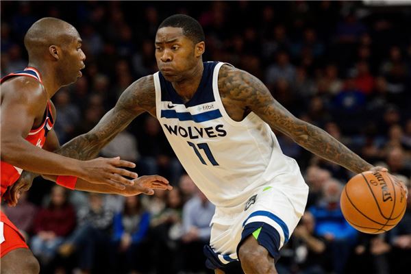 级巨星詹姆 级巨星詹姆