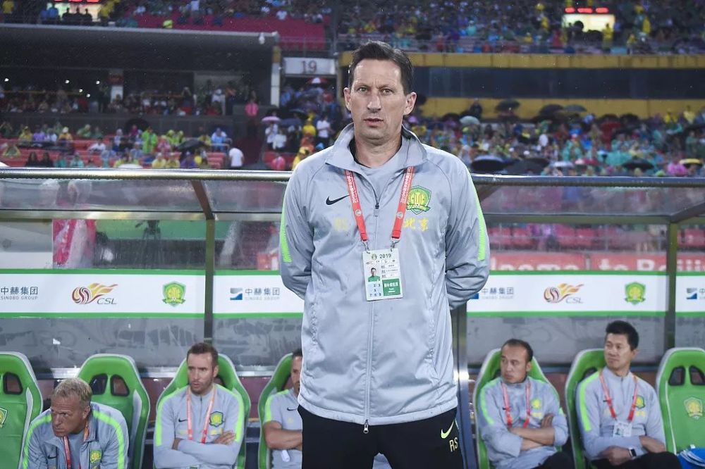 包括意大利 包括意大利