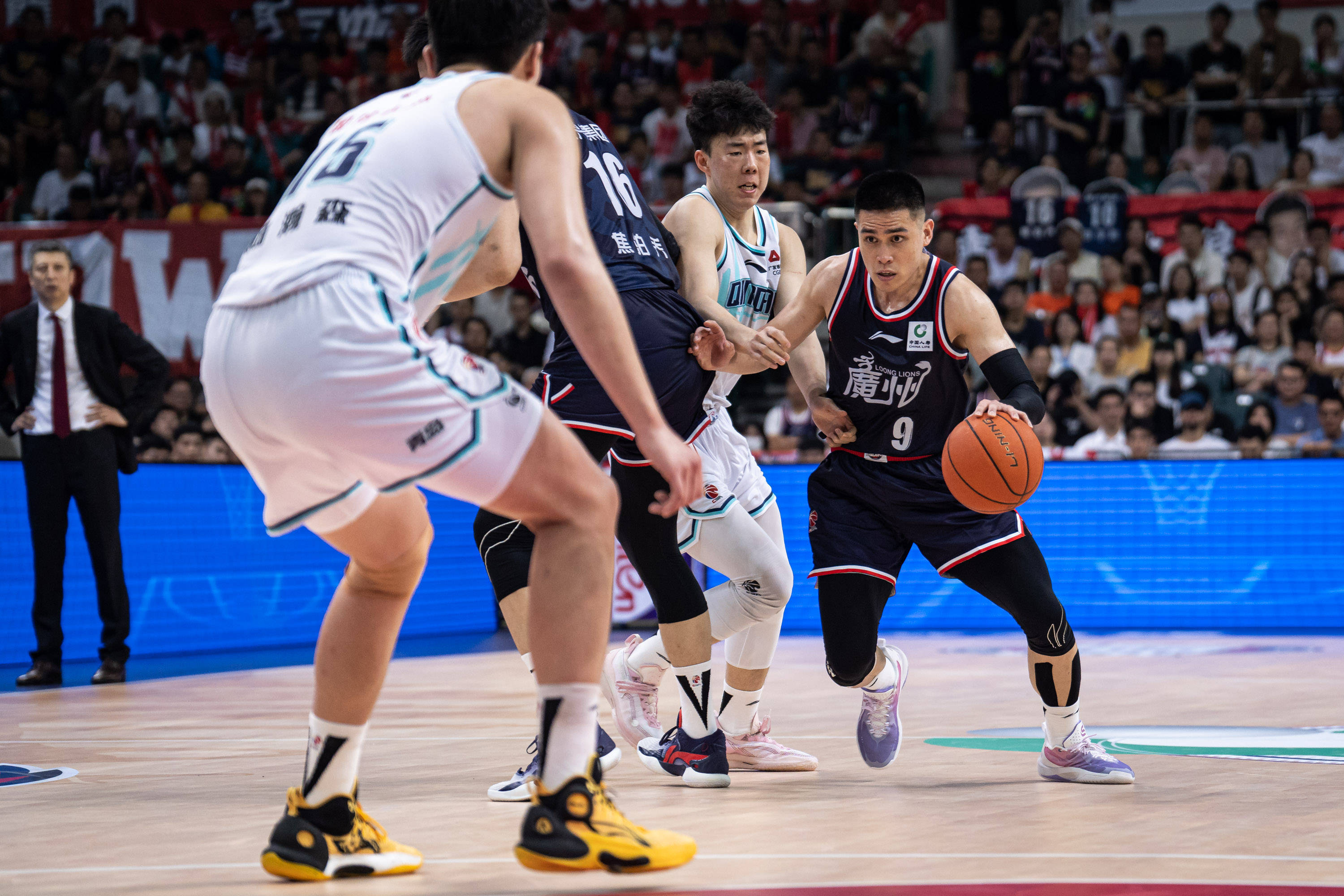 色分配上容 色分配上容