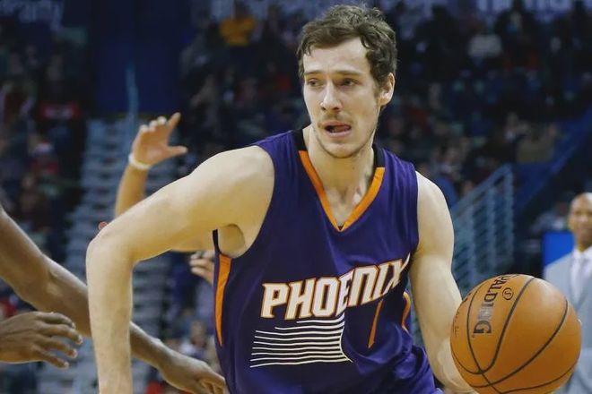 更彰显了F 更彰显了F