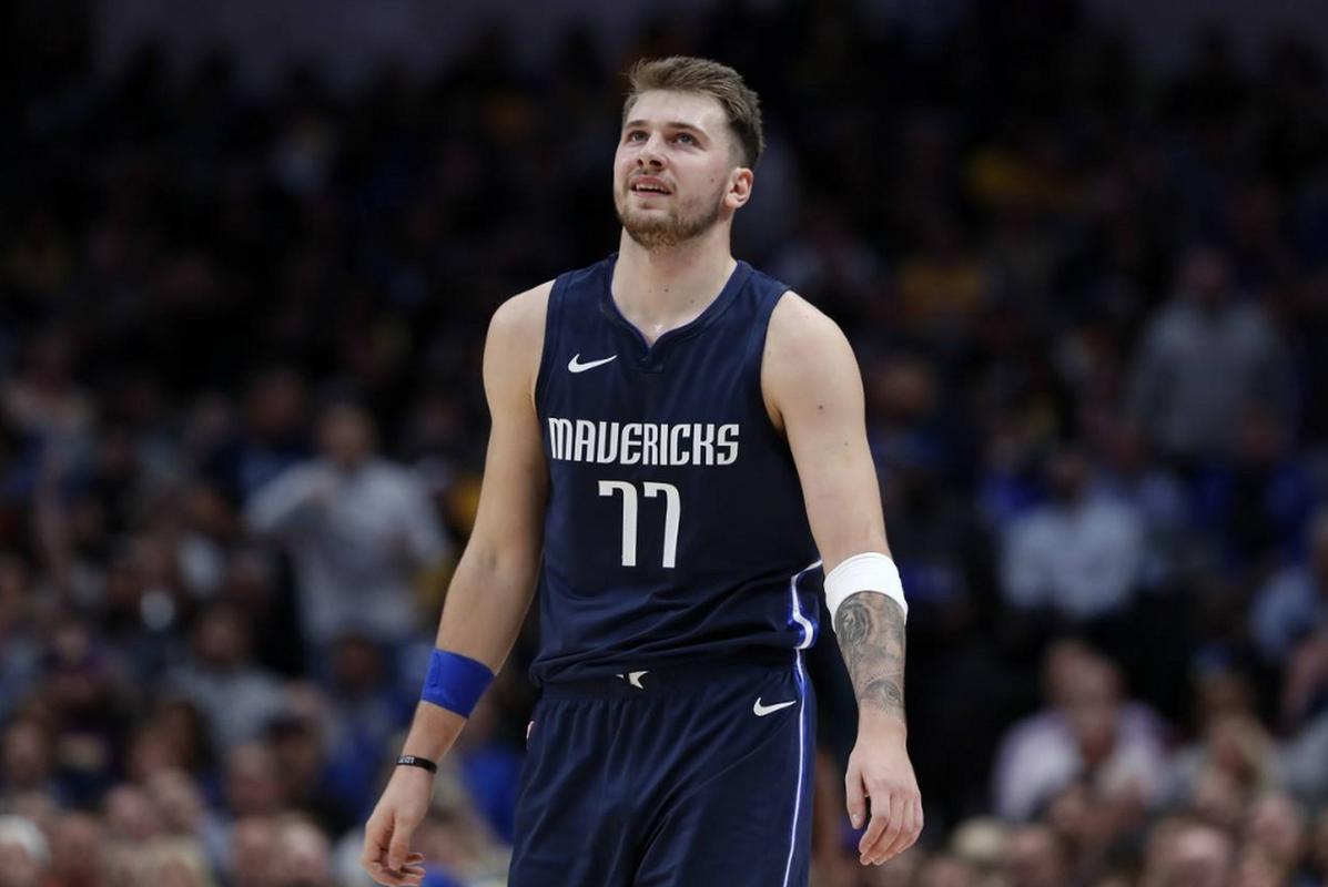 的激烈竞争 的激烈竞争