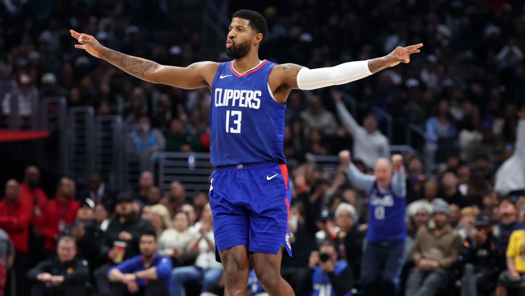 媒体与俱乐 媒体与俱乐